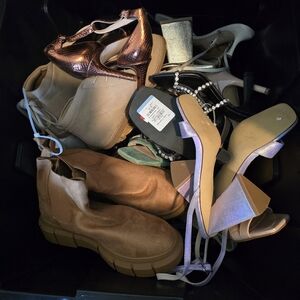 Lot of 4 Pairs of Nordstrom shoes no offers size 5 5.5